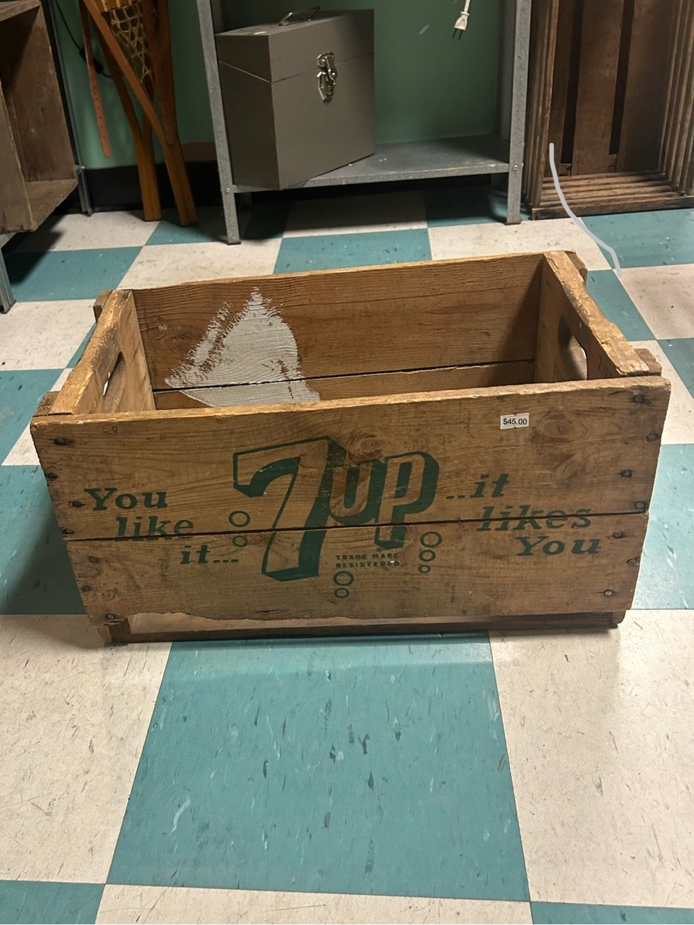 Vintage 7-up wood crate wooden box blackwoods Winnipeg Manitoba